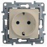 Розетка 2К+З, 16А, без шторок, цвет слоновая кость, Legrand Etika 672321