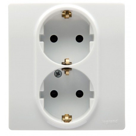 Розетка 2х2К + З, зі шторками, колір білий, Legrand Etika