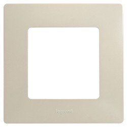 Рамка 1-я, цвет слоновая кость, Legrand Etika 672511
