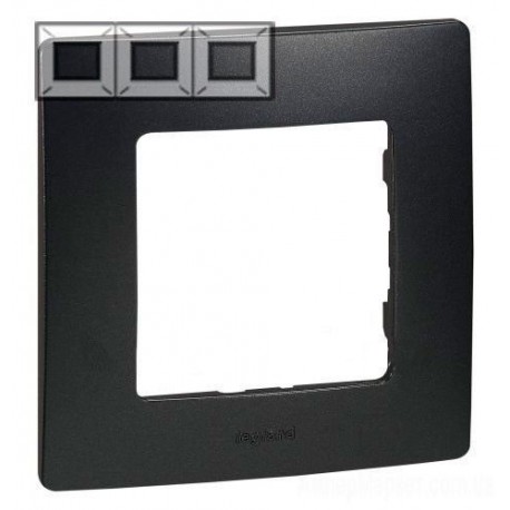 Рамка 3-я, цвет антрацит, Legrand Etika 672583