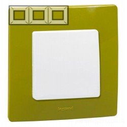 Рамка 3-я, цвет зеленый папоротник, Legrand Etika 672543