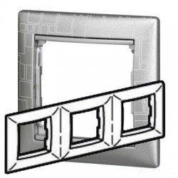 Рамка 3 поста алюминий модерн Legrand Valena 770343