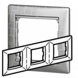 Рамка 3 поста алюминий модерн Legrand Valena 770343