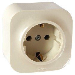 Розетка с заземлением накладная, без шторок, слоновая кость, 782211 Legrand Quteo