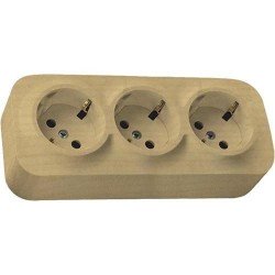 Розетка 3-а з заземленням накладна, зі шторками, дерево, 782278 Legrand Quteo