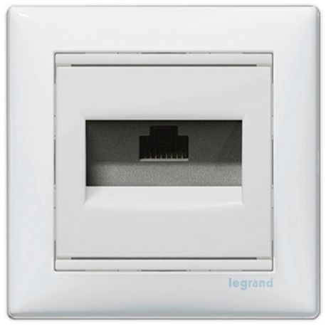 Механизм розетки компьютерной 1х RJ45 белый Legrand Valena 