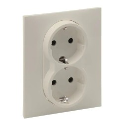 Розетка 2-а с з/к и шторками (пруж.клеммы) 16А/250V сл. кость, SUNO Legrand 721226