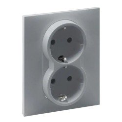 Розетка 2-а с з/к и шторками (пруж.клеммы) 16А/250V алюминий, SUNO Legrand 721326